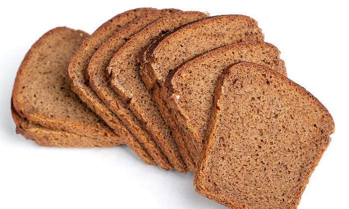 https://www.diet-health.info/images/recipes/700/dunkles-toastbrot-toast-igor-kovalchuk-fotolia.jpg