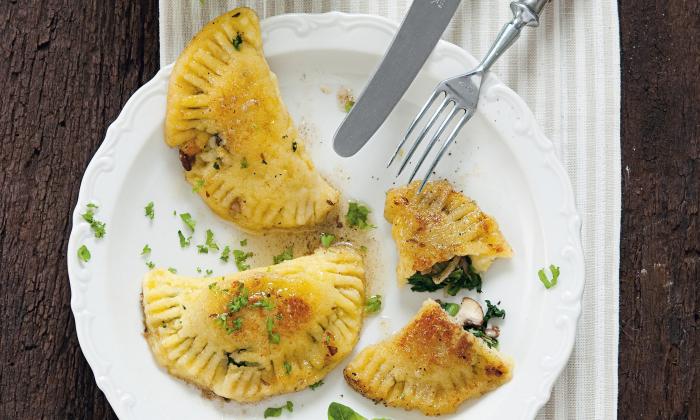 Kartoffelmaultaschen vegan mit Spinat und Champignons | Stiftung G+E