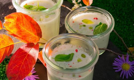 Geeistes Kohlrabisüppchen mit Limette und Minze | Stiftung G+E